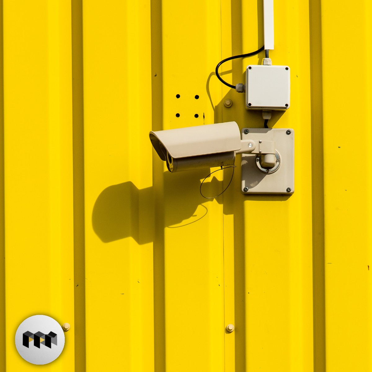 Camara de seguridad en bodega